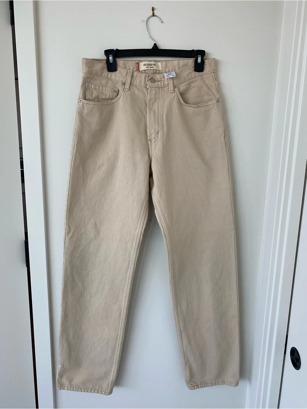 Vintage Levi's Relaxed Fit 550 Jeans in Beige
